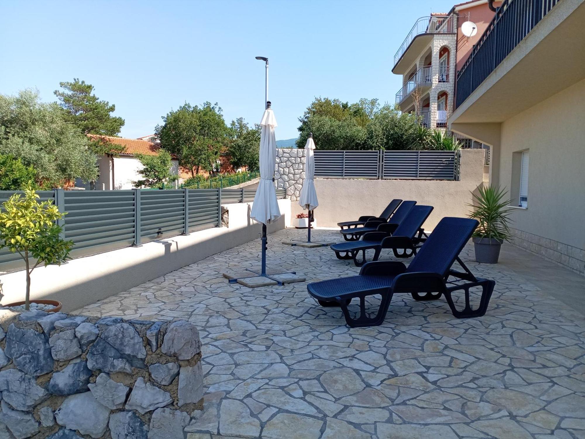 Apartmani Suzana Crikvenica Ngoại thất bức ảnh